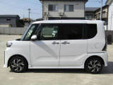 展示中古車は全て外装と内装のクリーニングを行っています♪
