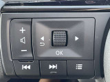 ステアリングスイッチです。ナビのオーディオコントロールが手元で行えます