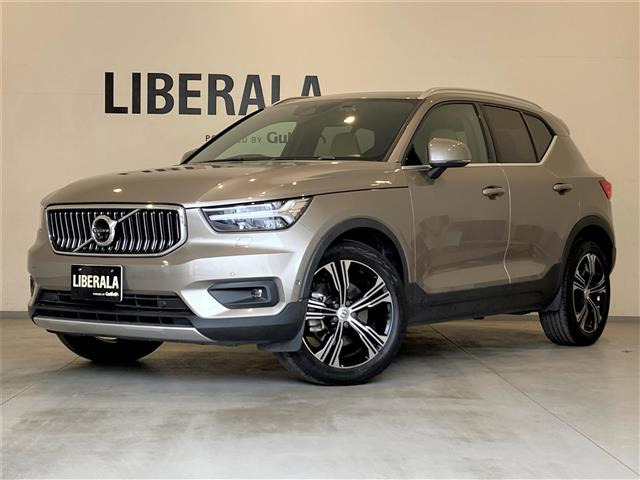 XC40 B4 AWD インスクリプション 4WD 4WD 本革シート