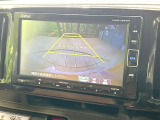 【バックカメラ】駐車時に後方がリアルタイム映像で確認できます。大型商業施設や立体駐車場での駐車時や、夜間のバック時に大活躍!運転スキルに関わらず、今や必須となった装備のひとつです!