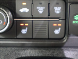シートヒーター装備付き車!!座席に埋め込まれた電熱線によりシートを暖めることが出来る装備で、温められたシートは、寒い冬には最適です!!