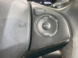 【クルーズコントロール】高速道路もラクラク走行。アクセルを離しても一定速度で走行ができ、長距離運転時の負担を軽減!加速・減速も簡単なスイッチ操作で調整できます。