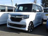 当店のお車をご覧頂き誠にありがとうございます。ホンダカーズ帯広 西21条店です。オススメの内装写真や装備写真を掲載しておりますので、ごゆっくりとご覧下さいませ。