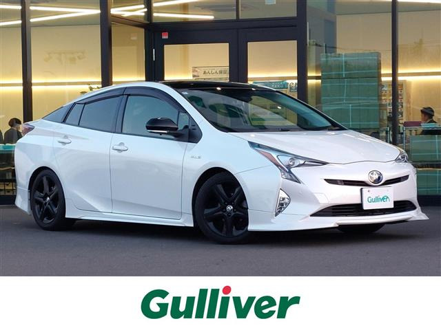 プリウス 1.8 S セーフティ プラス ツートーン 修復歴無し