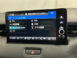 AVメニューはご覧の通り、様々なコンテンツに対応、ドライブを楽しく演出できます。詳しくはスタッフへお尋ねください