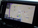 何処へでも行きたい場所へ、安心のトヨタ純正メモリーナビを装備しています。