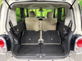 普段のお買い物や通勤、送迎等に十分な荷室スペースを確保しております。セカンドシートを倒すと、大きな荷物の積載も可能です♪