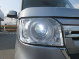 明るいLEDヘッドライトで、夜道も安心して運転して頂けます。