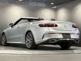 メルセデスの認定中古車「サーティファイドカー」には、最大100項目にも及ぶ点検・整備項目が設定されています。
