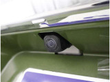 バックカメラが付いているので後方確認が非常にしやすいです。今や運転初心者も熟練者も必須装備!ついていて損はないですね♪