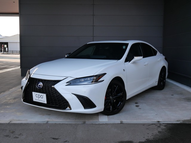 ES 300h Fスポーツ 