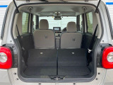 後席を格納すると、これだけの広さが!シーンに合わせたシートアレンジで、大きな荷物も積むことが出来ます♪