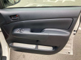 車輌買取も行なっております。商用車から普通車どのようなお車でも買い取ります!査定無料ですのでお気軽にお申し付けくださいませ♪