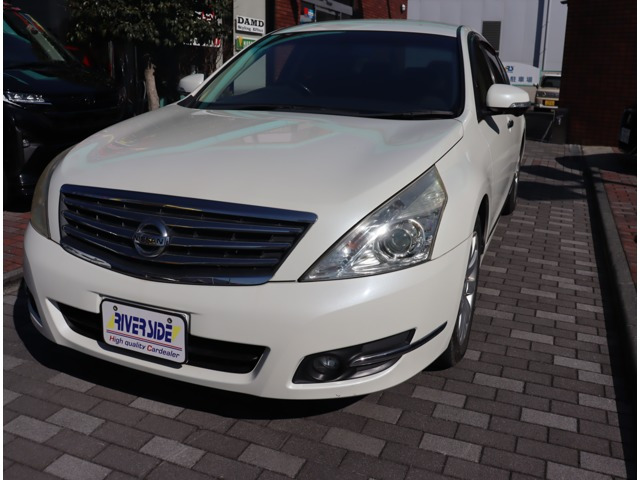 ティアナ2.5 250XVHDDナビ フルセグ バックカメラ