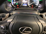 【パドルシフトマチック】マニュアル車のようなダイレクト感のある変速操作が味わえます。