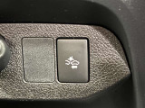 プリクラッシュセーフティ(PCS)の設定スイッチ!エアコン操作の下にあります!