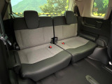 3列目シートはもちろん状態良好☆大人でもゆったりと座って頂けますので、大人数でのお出かけもラクラクです♪ご家族で、気の知れた仲間で、ドライブに行くのが楽しみですね♪