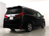 当店では、厳選された車両のみ展示しております。アルファード・ヴェルファイアに特化した専門店ならではの豊富な在庫の中から、お気に入りの一台をお探しください!