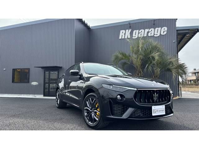 レヴァンテS グランスポーツ 4WD