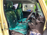運転席シート廻りは使用感も少なく、良好な状態となっています。丁寧に使われていたことがよくわかりますね。