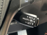 【レーダークルーズコントロール】高速道路での長距離走行が楽に!!自動で速度を保つクルーズコントロールが、衝突軽減システムと連携し、前方の車両を感知して車間を保つように速度調節してくれます!!