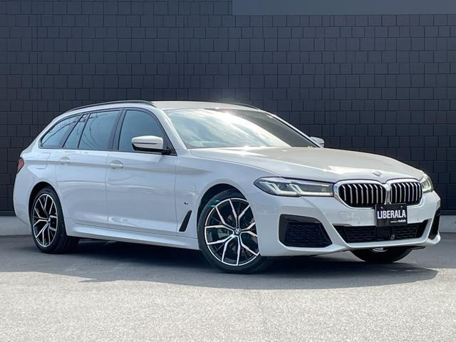 5シリーズツーリング523d xドライブ Mスポーツ 4WD本革シート