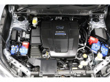 エンジンルームも綺麗にクリーニング済みです。2L e-boxerのスムーズで爽快な加速感を体感ください