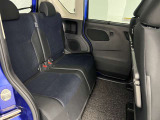 クッション性が高い後席シートでゆったりと座ることができます!