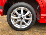 オシャレは足元から。アルミホイールはいてます。