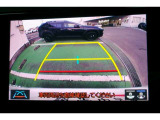 バックガイドモニターで、後方を確認しながら安心して駐車することができます。運転初心者も熟練者も必須の機能ですよ!