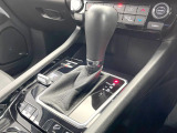●MTモード付きAT:通常は自動でおこなわれる変速(ギアチェンジ)をドライバーの操作によって意図的に変えられるシステムです。より一層普段のドライブをお楽しみいただけます!