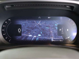 メーターは全面が液晶ディスプレイとなっております またメーター中央のスペースはナビ画面を映すなど、多機能な表示をすることができます