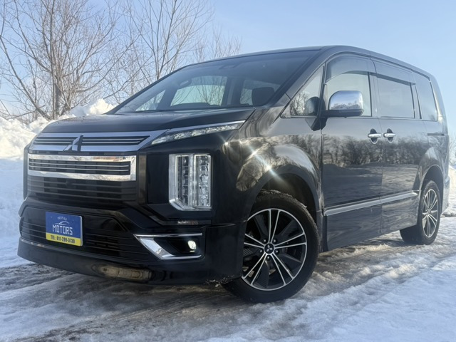 デリカD:5アーバンギア 2.2 G  4WD自社分割/3年保証/専用18インチホイール/純