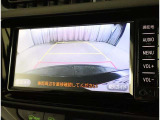 バックガイドモニターで、後方を確認しながら安心して駐車することができます。運転初心者も熟練者も必須の機能ですよ!