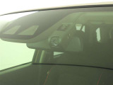 ドライブレコーダーが付いています!映像を記録する車載カメラです。万が一事故が発生した時やあおり運転にあった時にも安心です!今や必需品ですね!