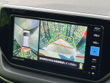 【パノラマモニター】専用のカメラにより、上から見下ろしたような視点で360度クルマの周囲を確認することができます☆死角部分も確認しやすく、狭い場所での切り返しや駐車もスムーズに行えます。