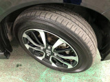 タイヤ交換してからのご納車なので安心してお乗りいただけます。