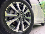 【純正15インチアルミホイール】外観にマッチした純正アルミホイールを装着しております。各種社外アルミホイールや、スタッドレスタイヤも取扱いしております。是非ご相談ください♪