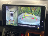 【パノラマモニター】専用のカメラにより、上から見下ろしたような視点で360度クルマの周囲を確認することができます☆死角部分も確認しやすく、狭い場所での切り返しや駐車もスムーズに行えます。