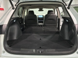 リアシートを倒すと、ラゲッジスペースを広くお使いいただけます!