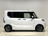 ドアは約90度に開くので荷物も積み込みやすく、乗り降りもしやすい♪ ロングドライブも快適に過ごせる工夫がいっぱいです♪♪