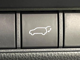 【パワーバックドア】スマートキーや運転席のボタンを押すだけでリアゲートが自動で開閉します!荷物を持っている時や、高い位置にあるバックドアを閉める際に便利な機能です♪