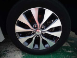 タイヤ、ホイール内外ピカピカに掃除済みです!