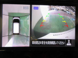 アラウンドビューモニターで車庫入れも空から見ている様に駐車できラクラクです。