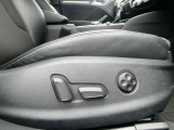 【運転席】電動調整機能 標準装備