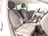 清潔で広々した座席です!是非、現車を見て体感してみてください。