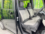 運転席シート廻りは使用感も少なく、良好な状態となっています。丁寧に使われていたことがよくわかりますね。