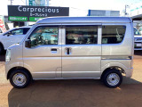 カープレシャスではご納車後もお客様に安心しておクルマにお乗り頂くため、【2か月又は2,000km】の保証をお付けしております!当社は保証金額をお支払い総額に含ませていただいております!