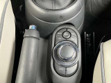 お車でお越しの際は、首都高速6号線・加平ICより5分、環状7号線沿いにございます。