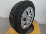 R7年式冬タイヤ175/65R15ブリジストン製です。
